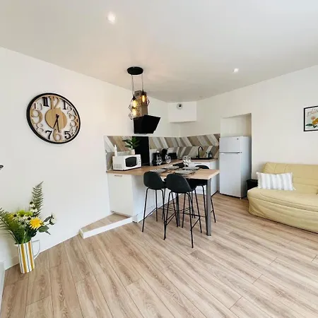 La Casa Pasteur - Maison De Neuve & Cosy *