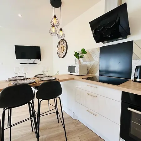 Сasa de vacaciones La Casa Pasteur - Maison De Neuve & Cosy *